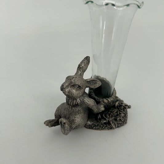 Pewter Rabbit w Vase