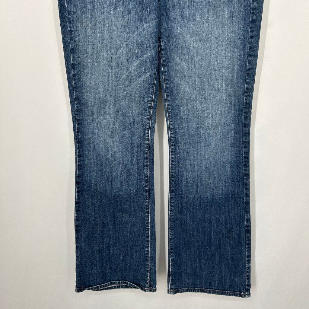 Lucky Brand Flare Jeans