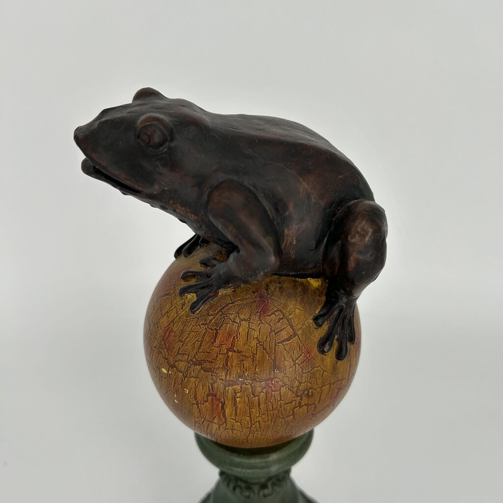 Frog Finial