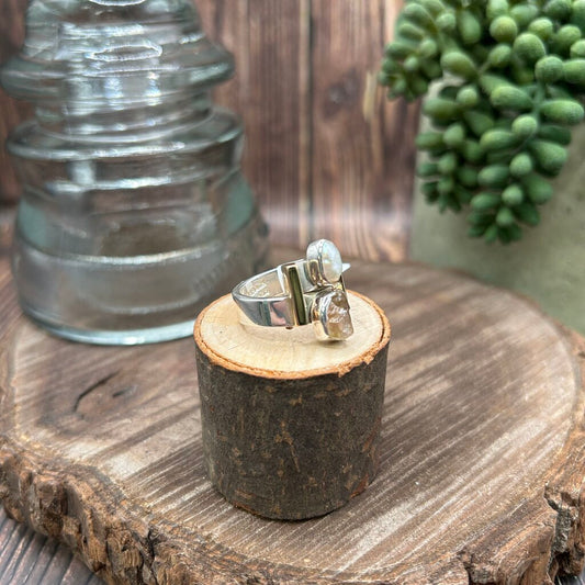 Lilly Barrack Ster Pearl Ring