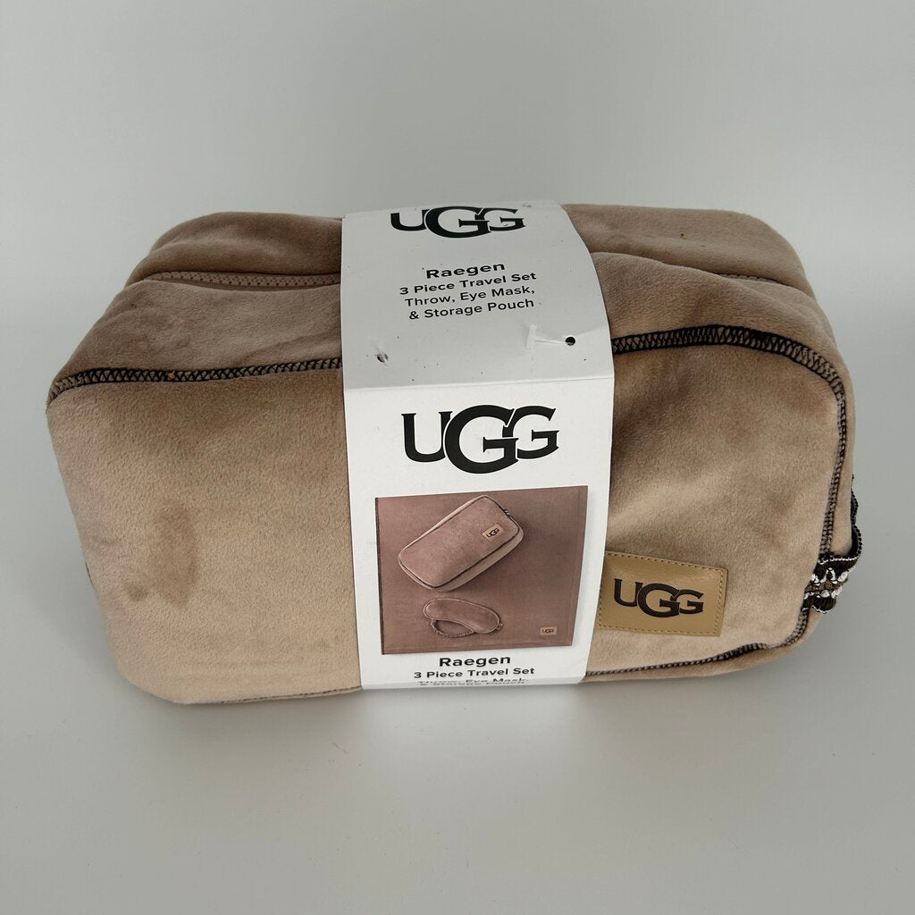 Ugg Travel Set