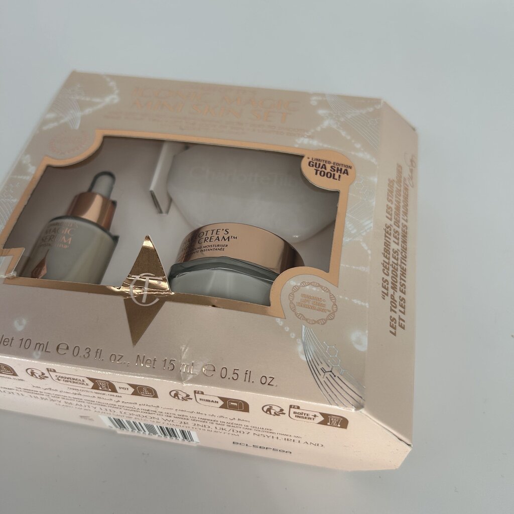 Charlottle Tilbury Mini Skin Set