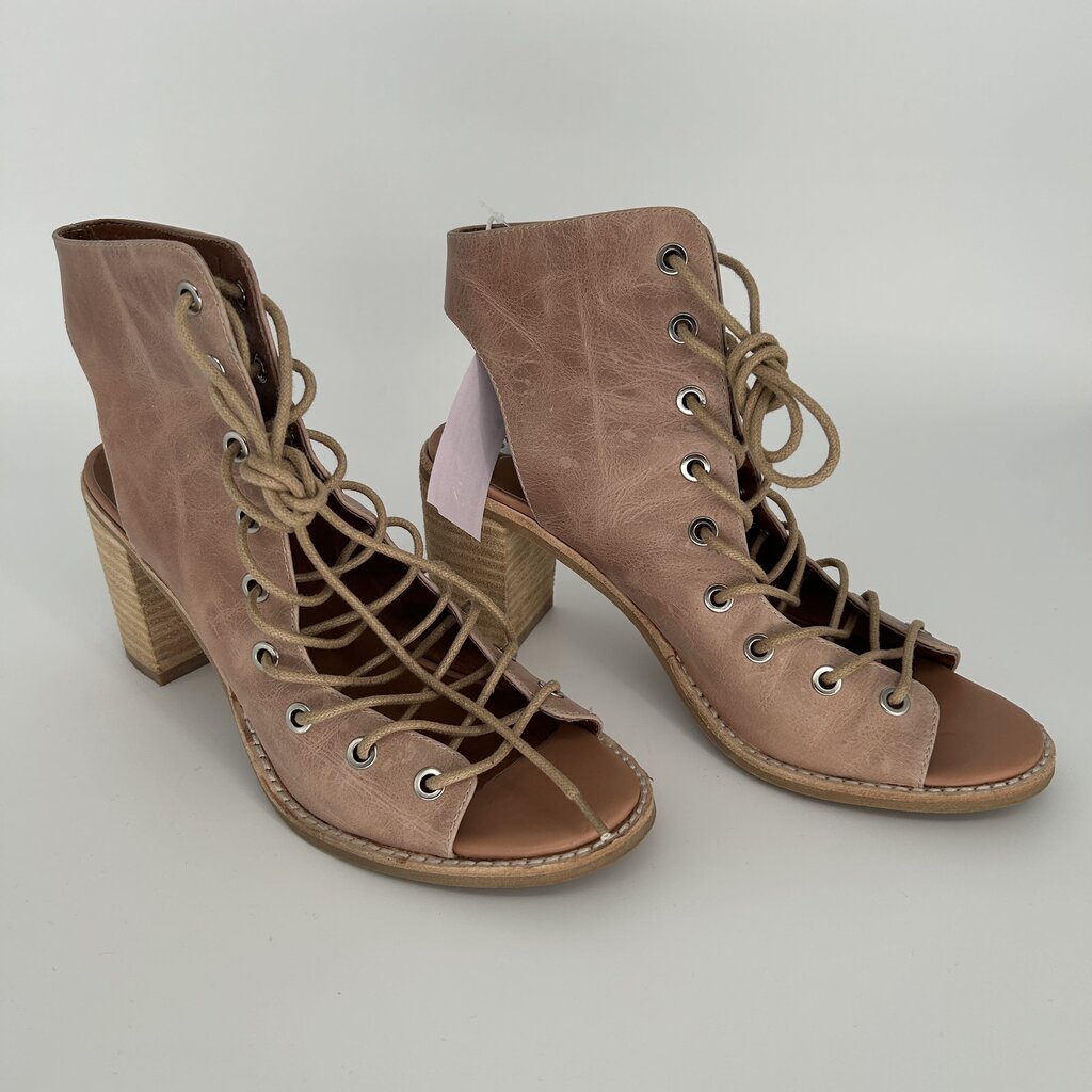 Jeffrey Campbell Shooties