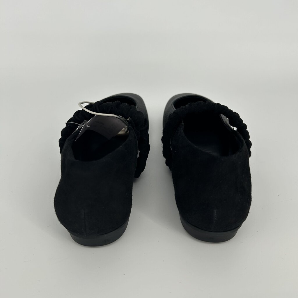 M. Gemi Mary-Jane Flat