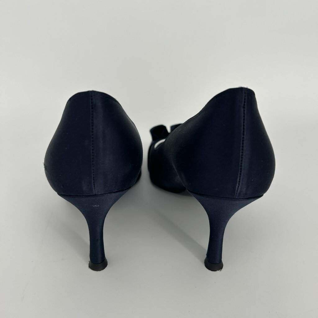 Stuart Weitzman Heel