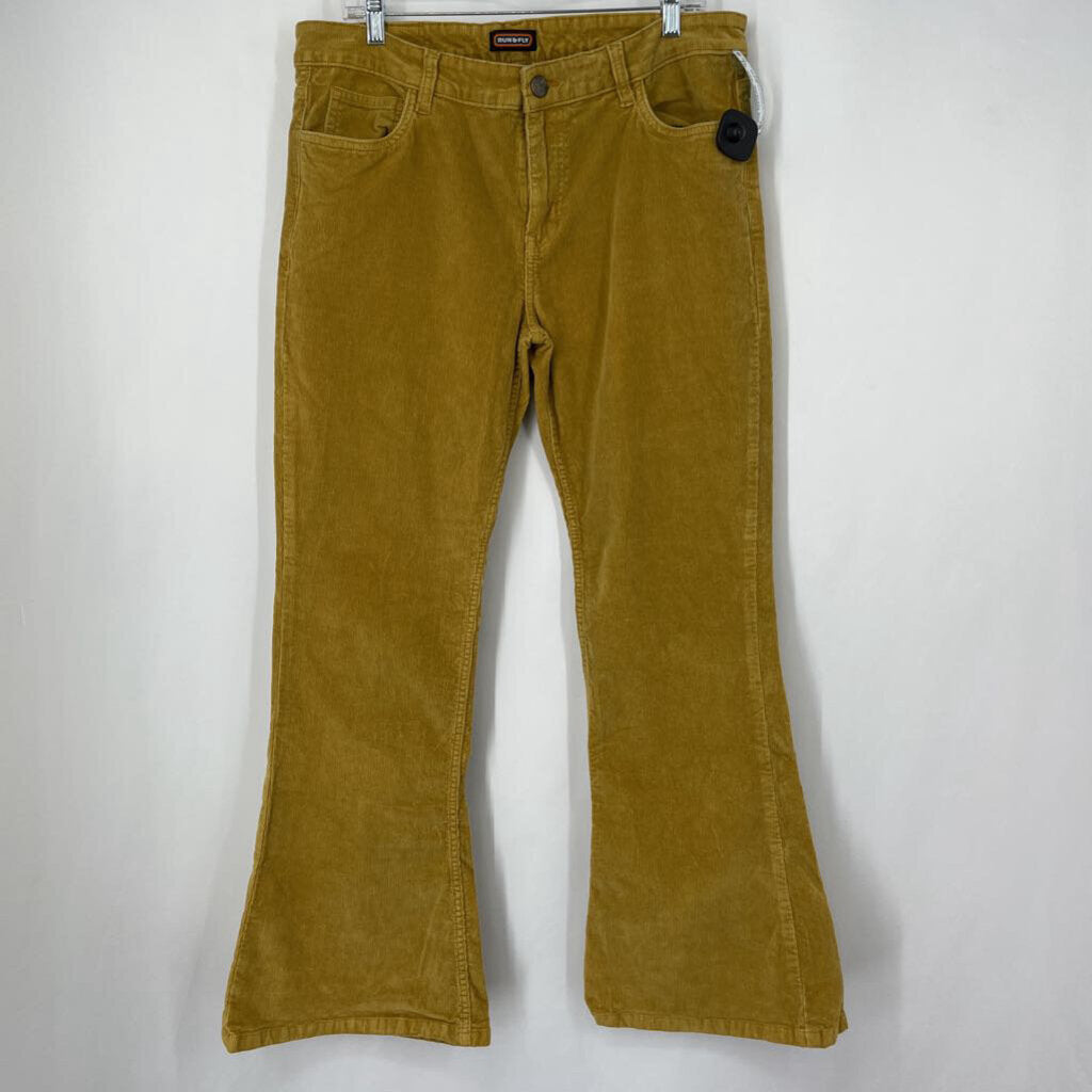 Run & Fly Flare Corduroys