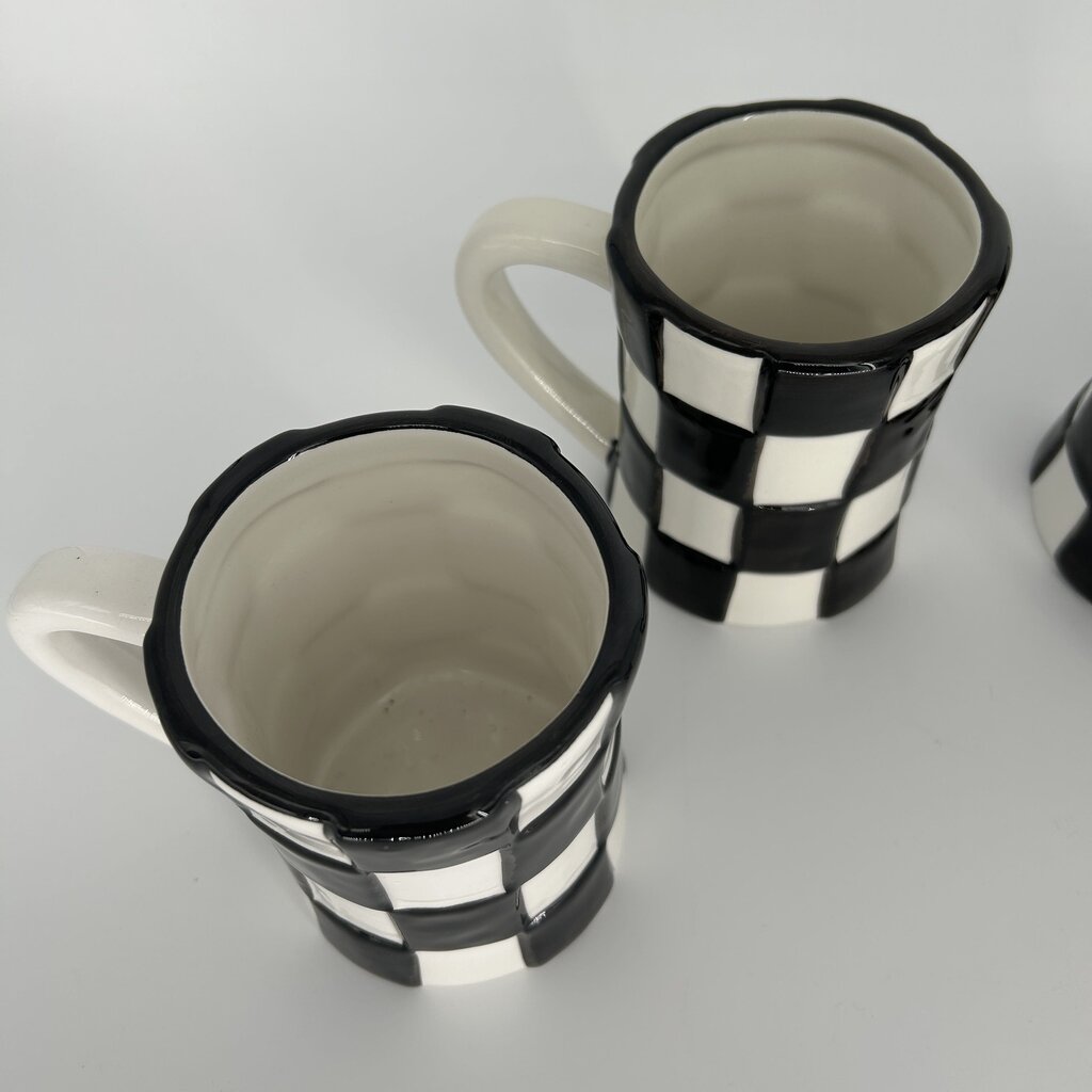 Checked Mug Set