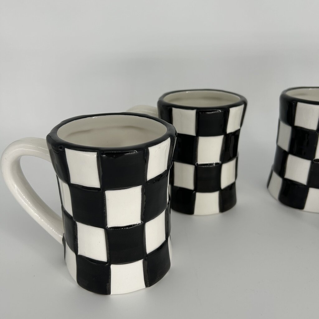 Checked Mug Set