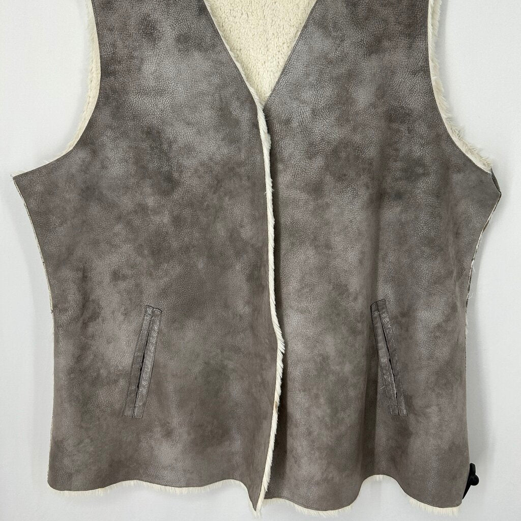 OSO Reversible Vest