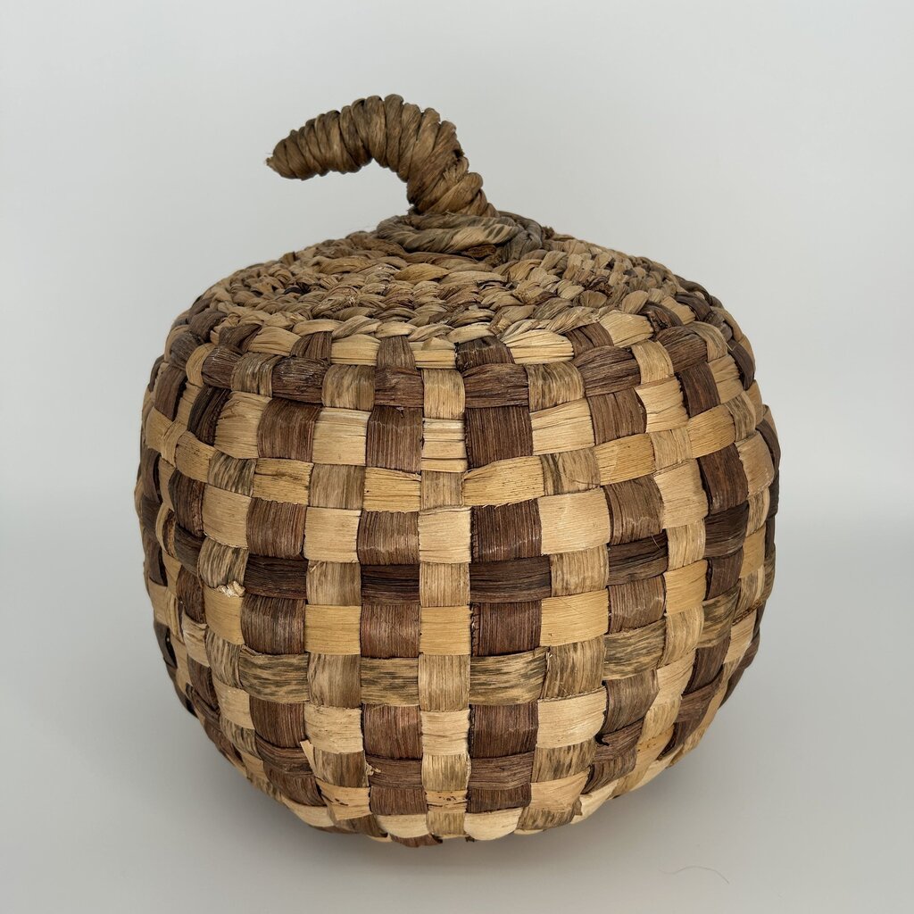 Checkered Rattan Pumpkin