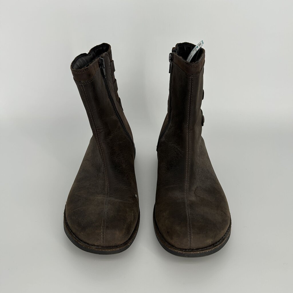 Merrell Leather Booties