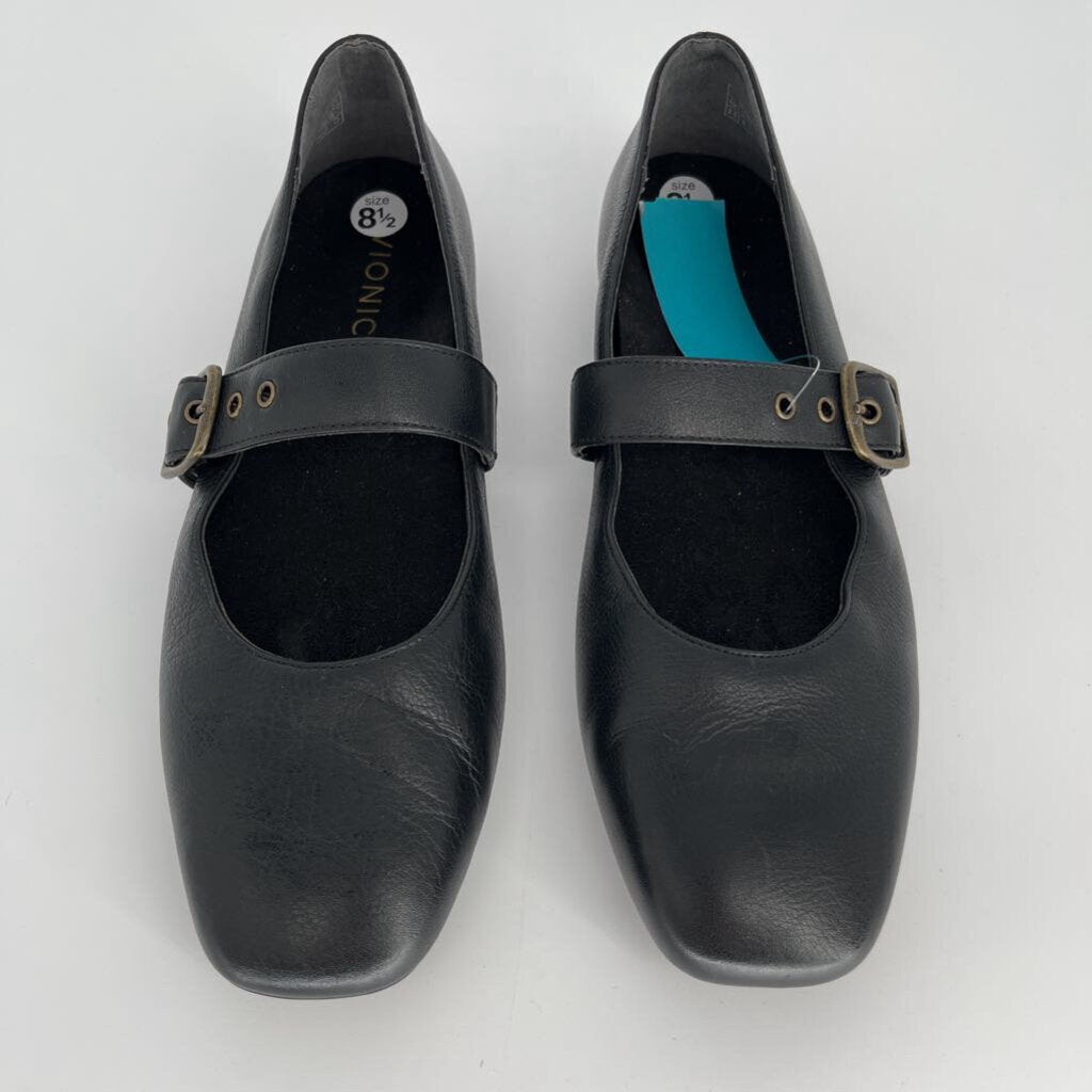 Vivonic Maryjanes AS IS
