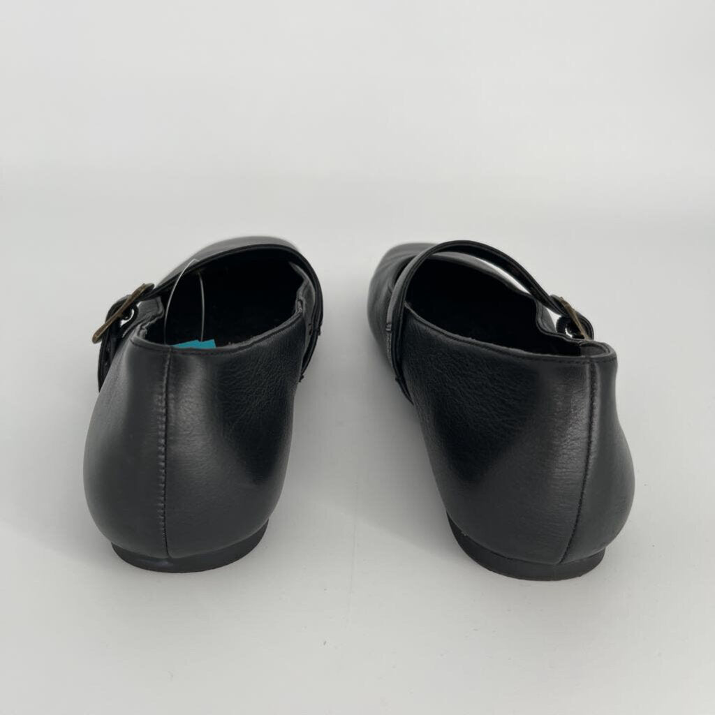 Vivonic Maryjanes AS IS