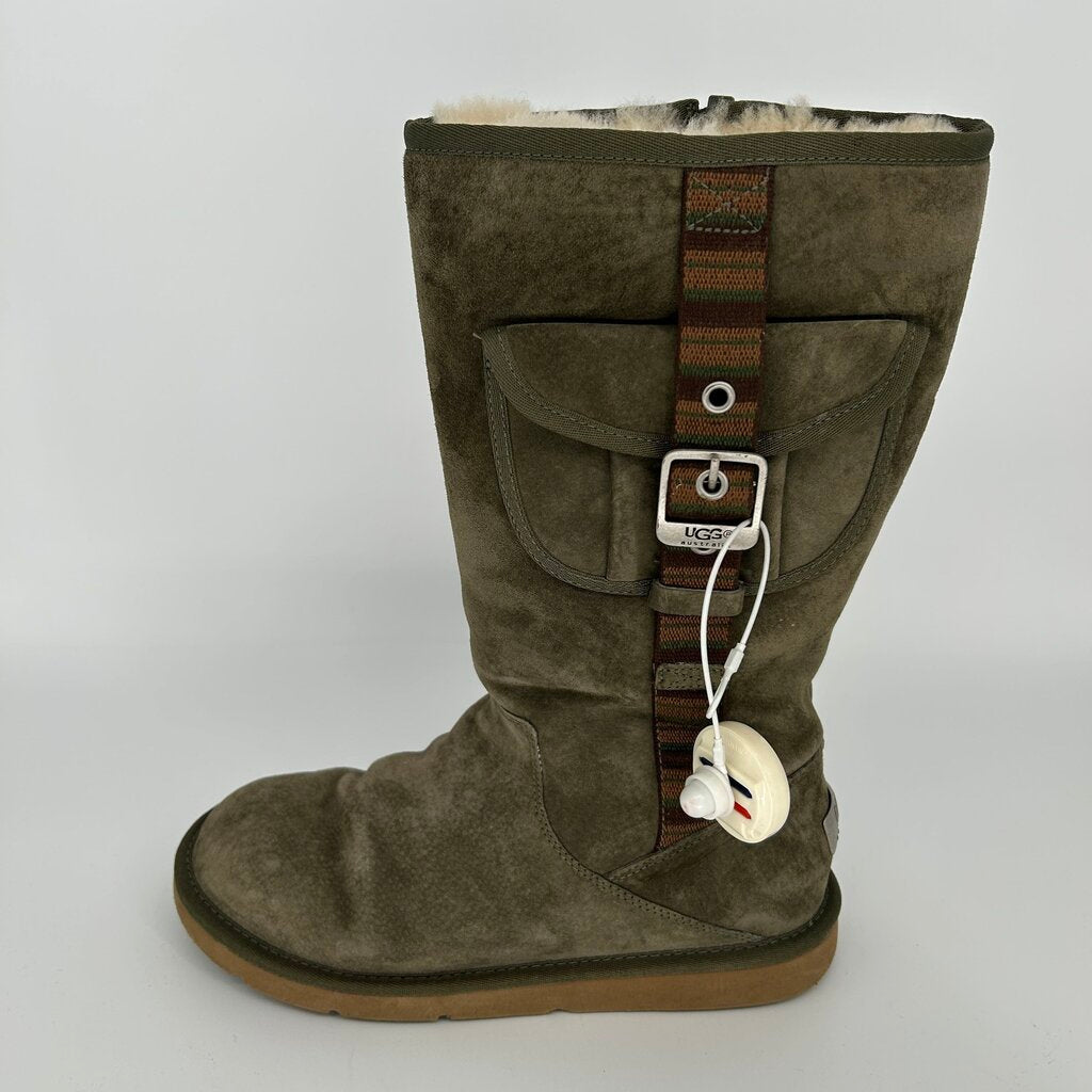 Ugg Retro Cargo Boots
