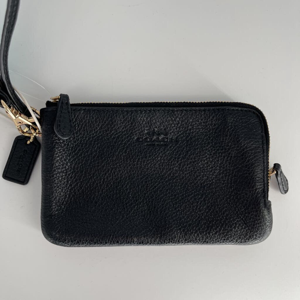 Coach Wristlet with Lanyarn