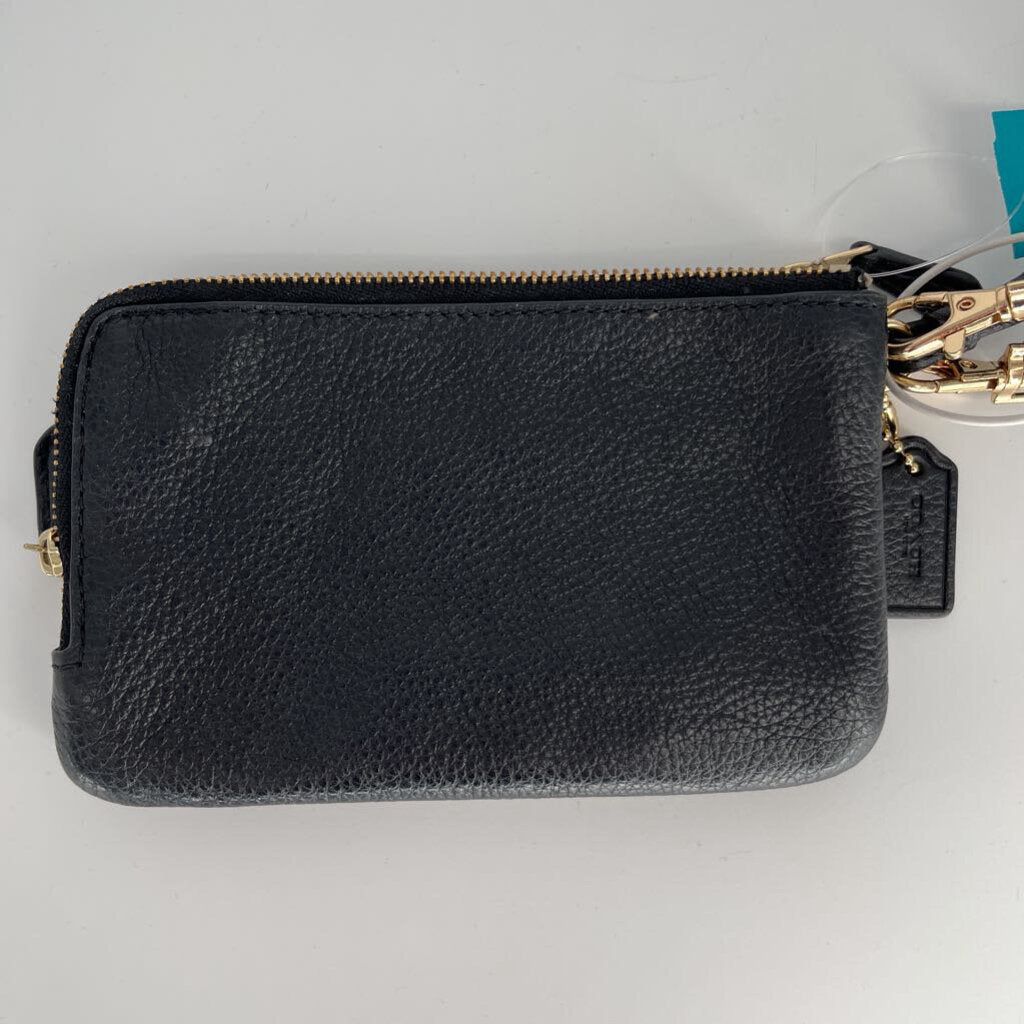 Coach Wristlet with Lanyarn