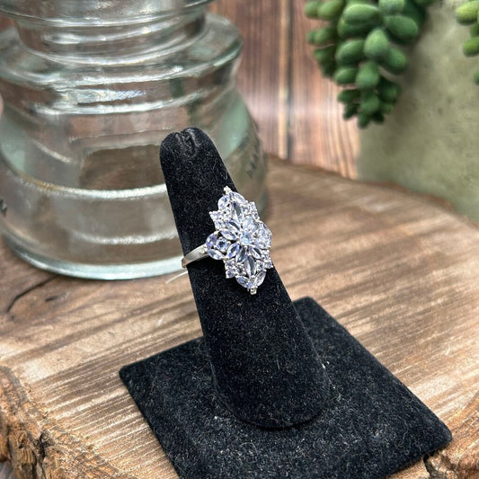 10k Floral Gem Ring