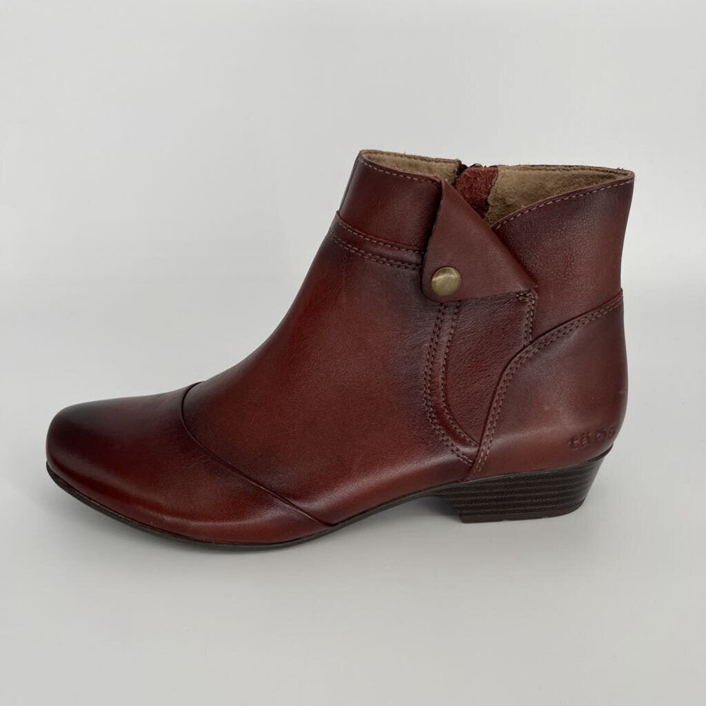 Taos Ankle Boots