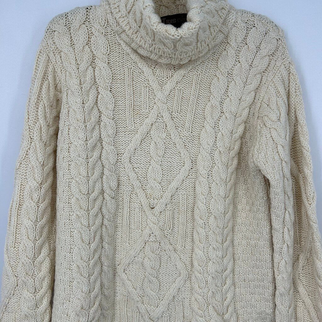 Iris Crafts Sweater