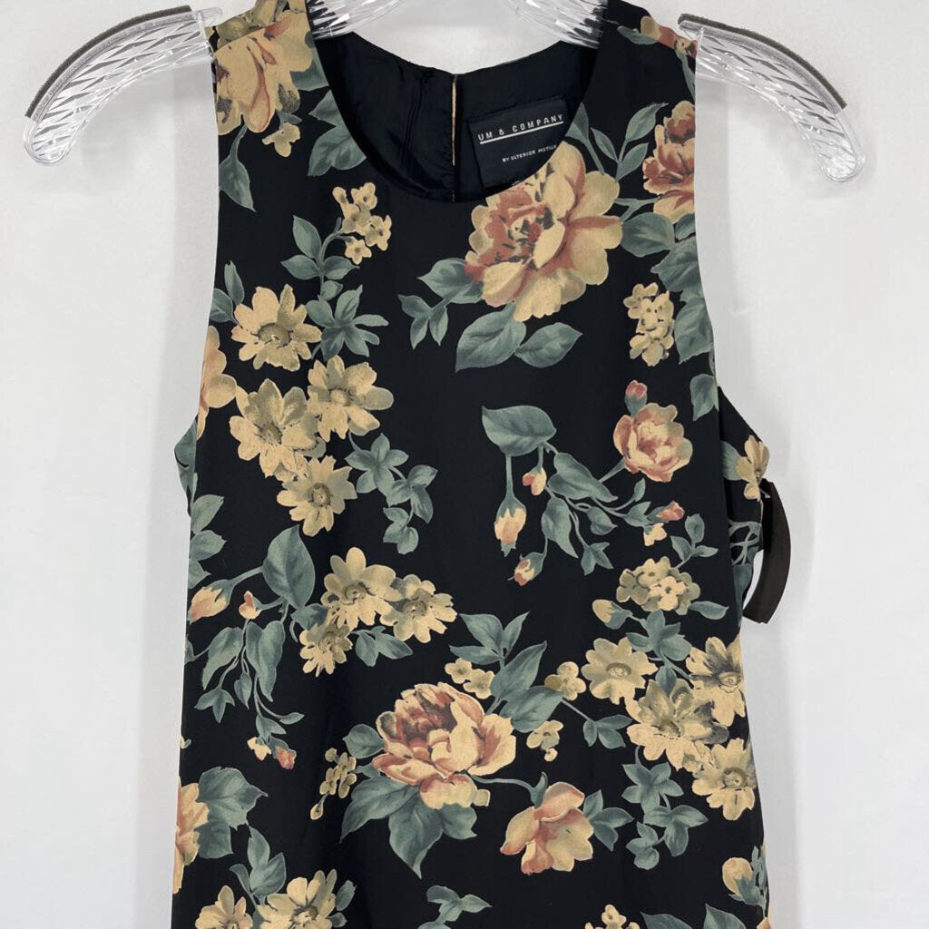 UM & Co. Slvls Dress