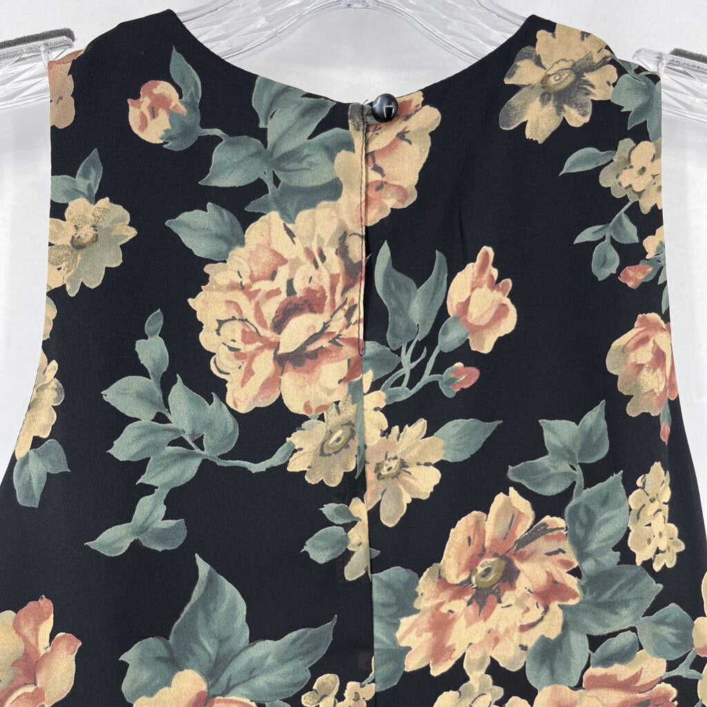 UM & Co. Slvls Dress