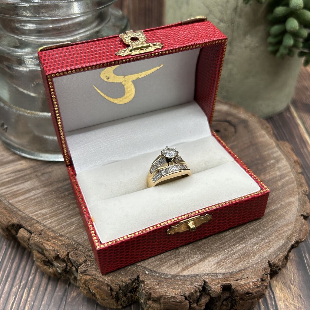 14k Gold & Diamond Ring Set