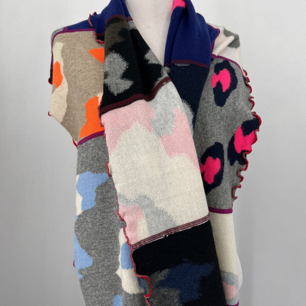 Brodie Cashmere Scarf