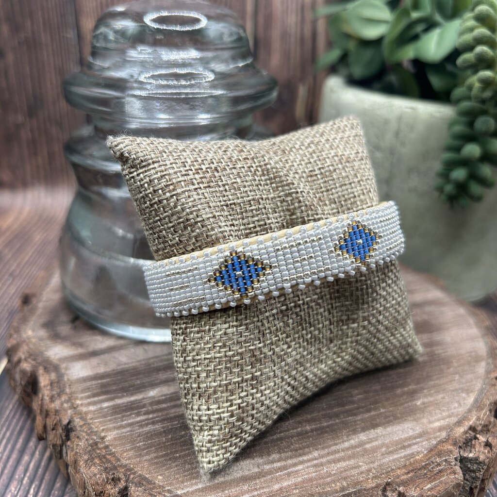 Etkie Beaded Cuff
