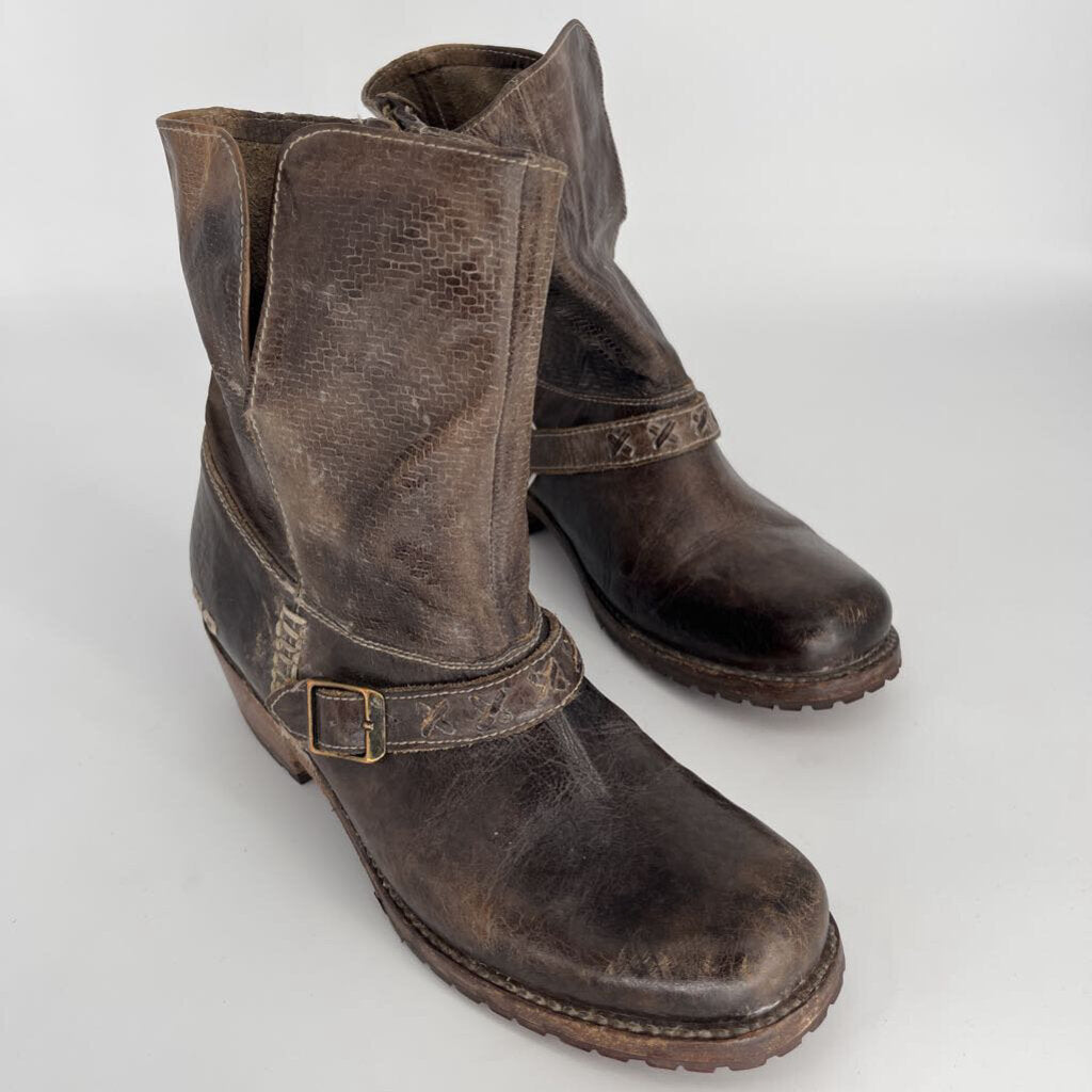 Bed/Stu Boot