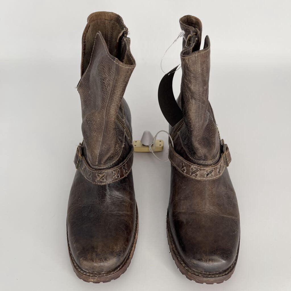 Bed/Stu Boot