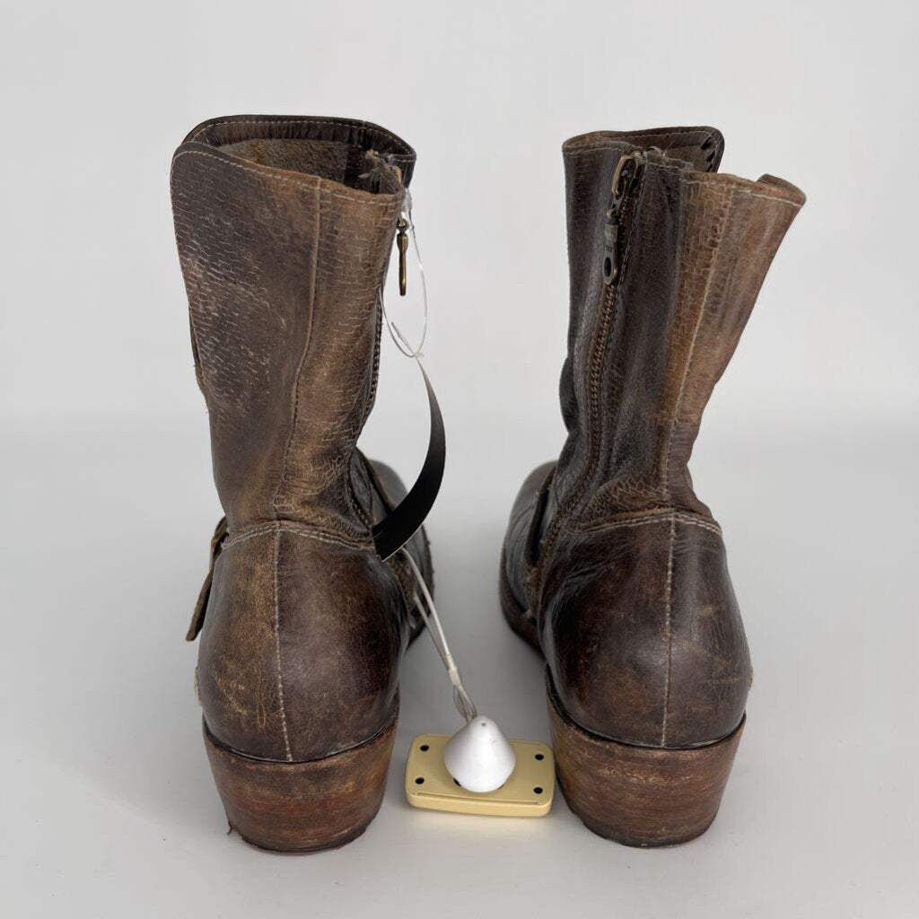 Bed/Stu Boot