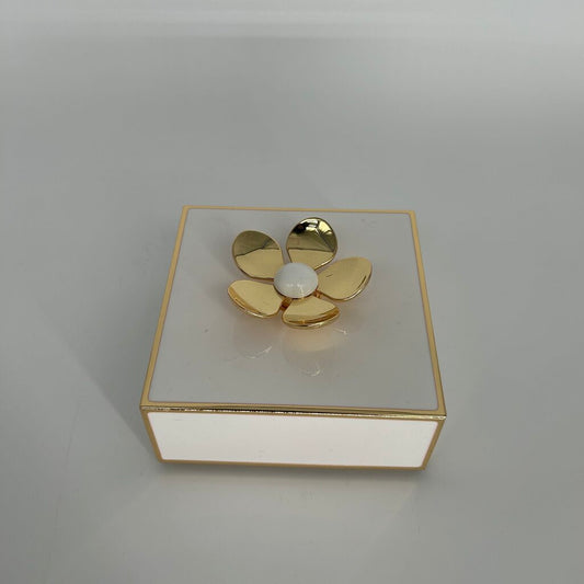 Kate Spade Box w Flower on Top
