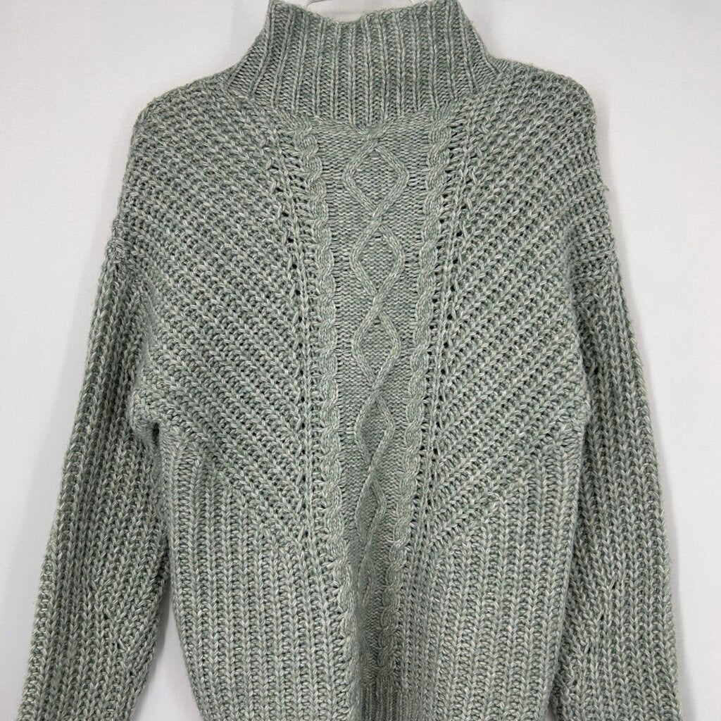Cloth & Portrait Sweater
