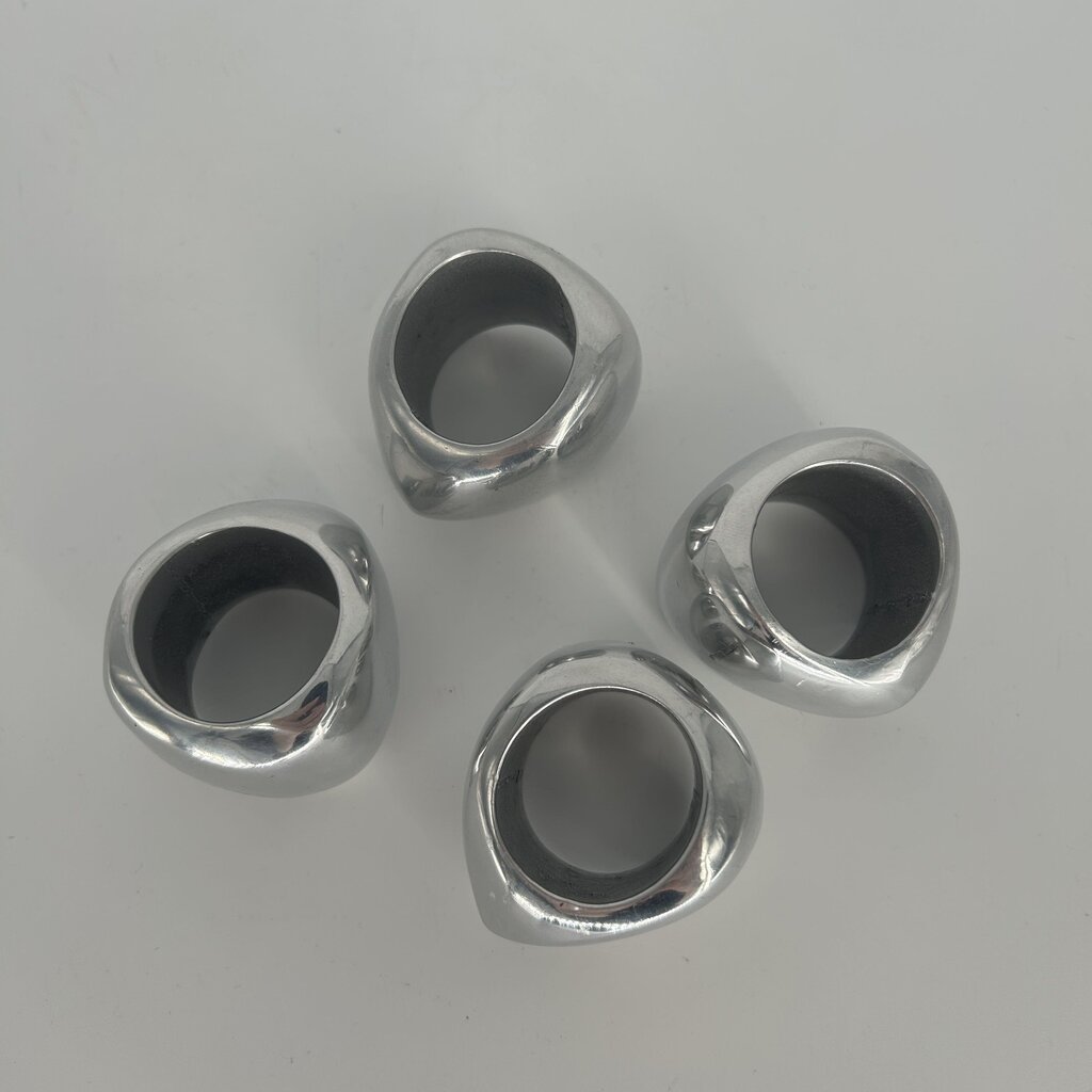 Nambe Napkin Ring Set