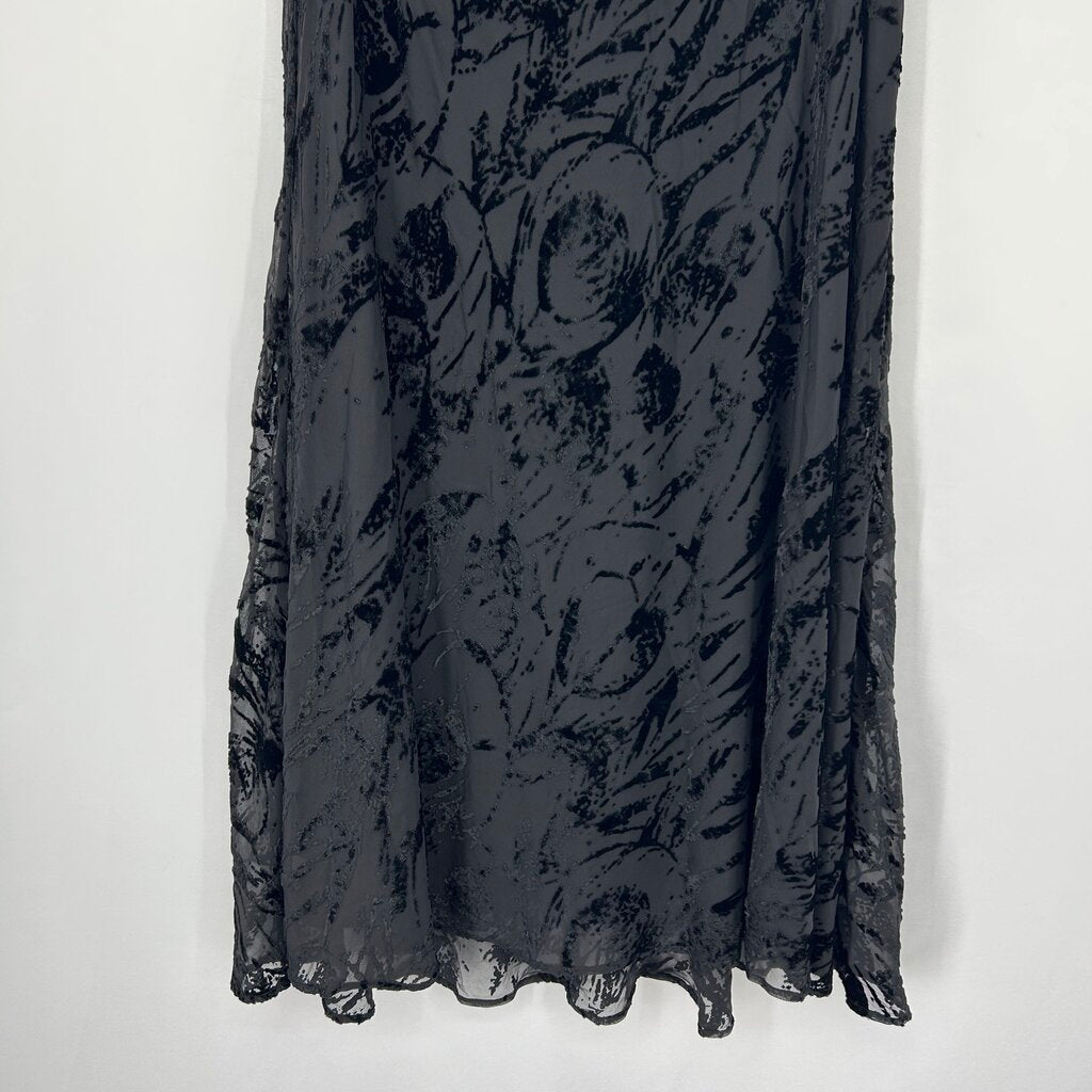 BR Floral Velvet Skirt