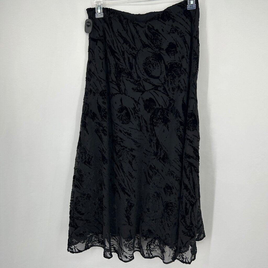 BR Floral Velvet Skirt