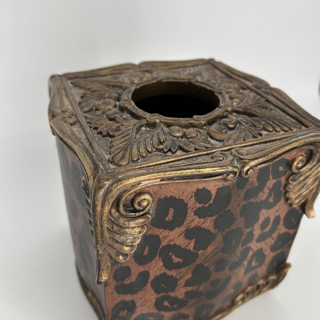 Orante Leopard Print Tissue Cover