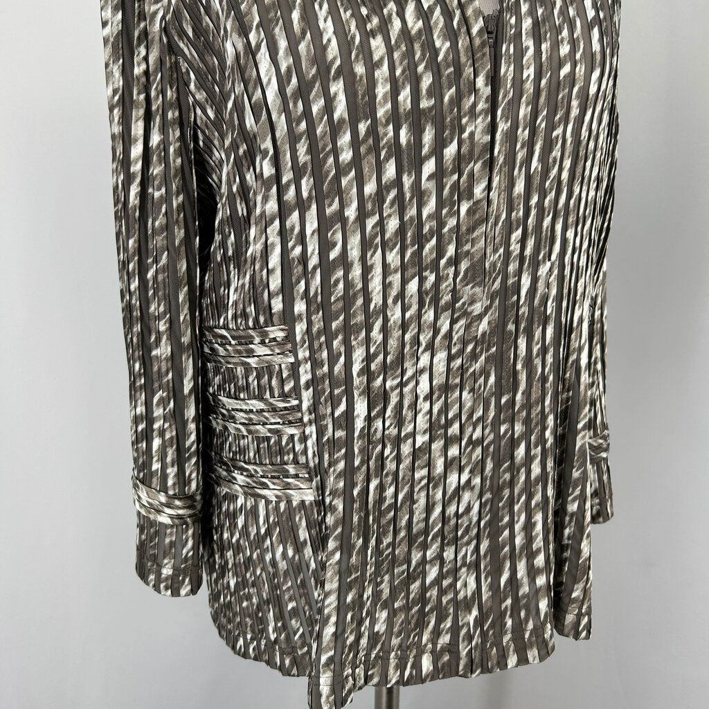Chicos Top Stitched Blazer