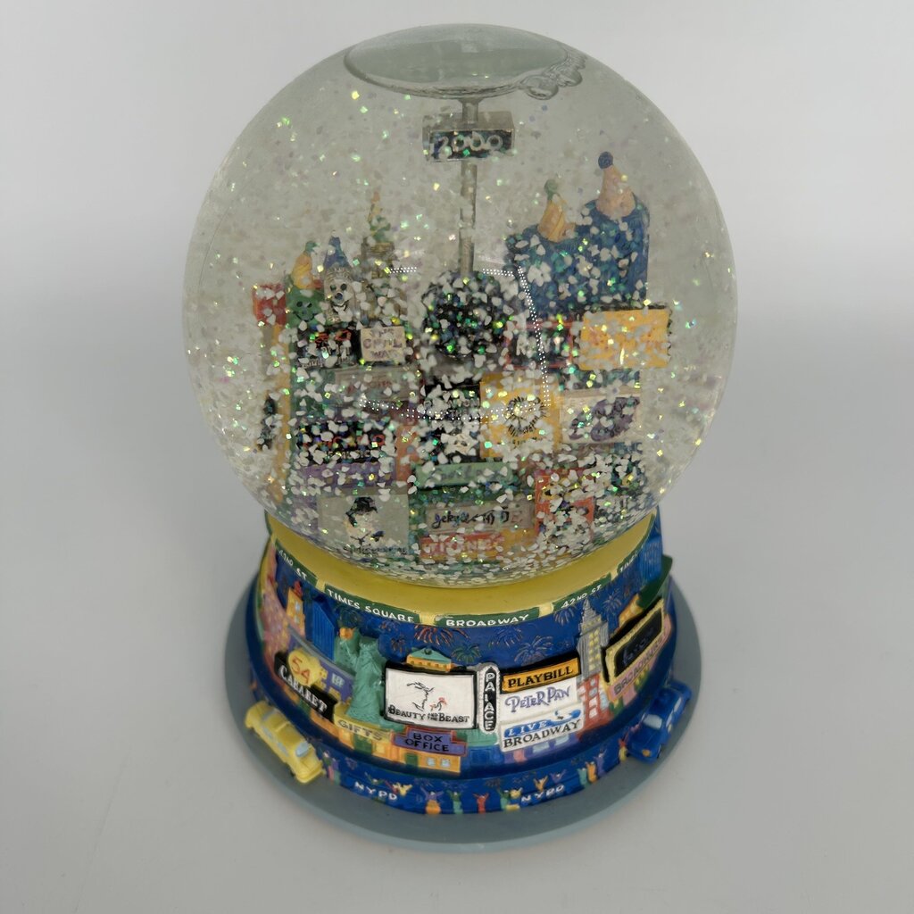 NY Broadway Snow Globe