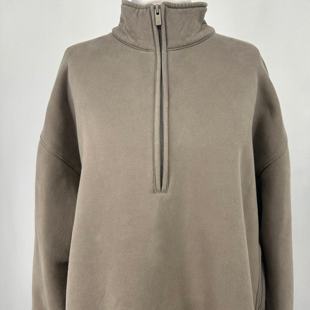 Aritizia Sweatfleece Hoodie