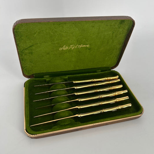 Saks Fifth Ave Knife Set