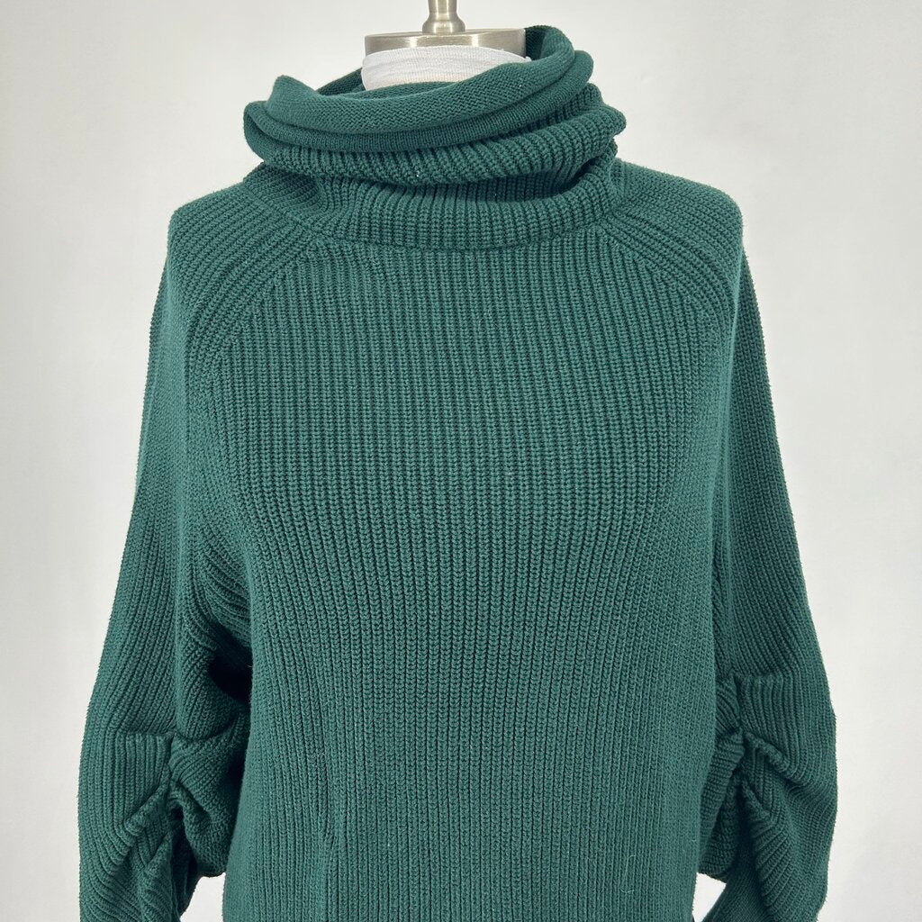 Cabi Sweater w Gathered Sleeves