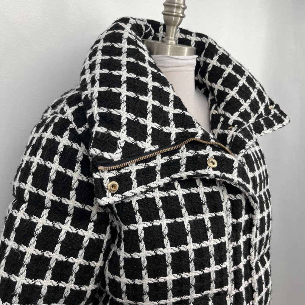 BCBG Maxazria Plaid Puffer Coat