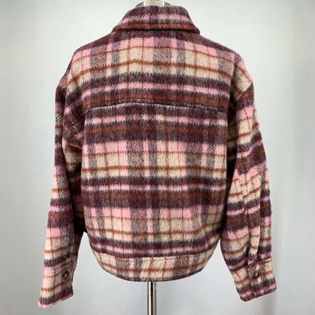 ee:some Plaid Shacket