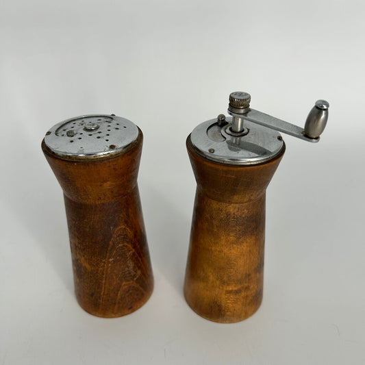 Wooden S&P Shaker Set