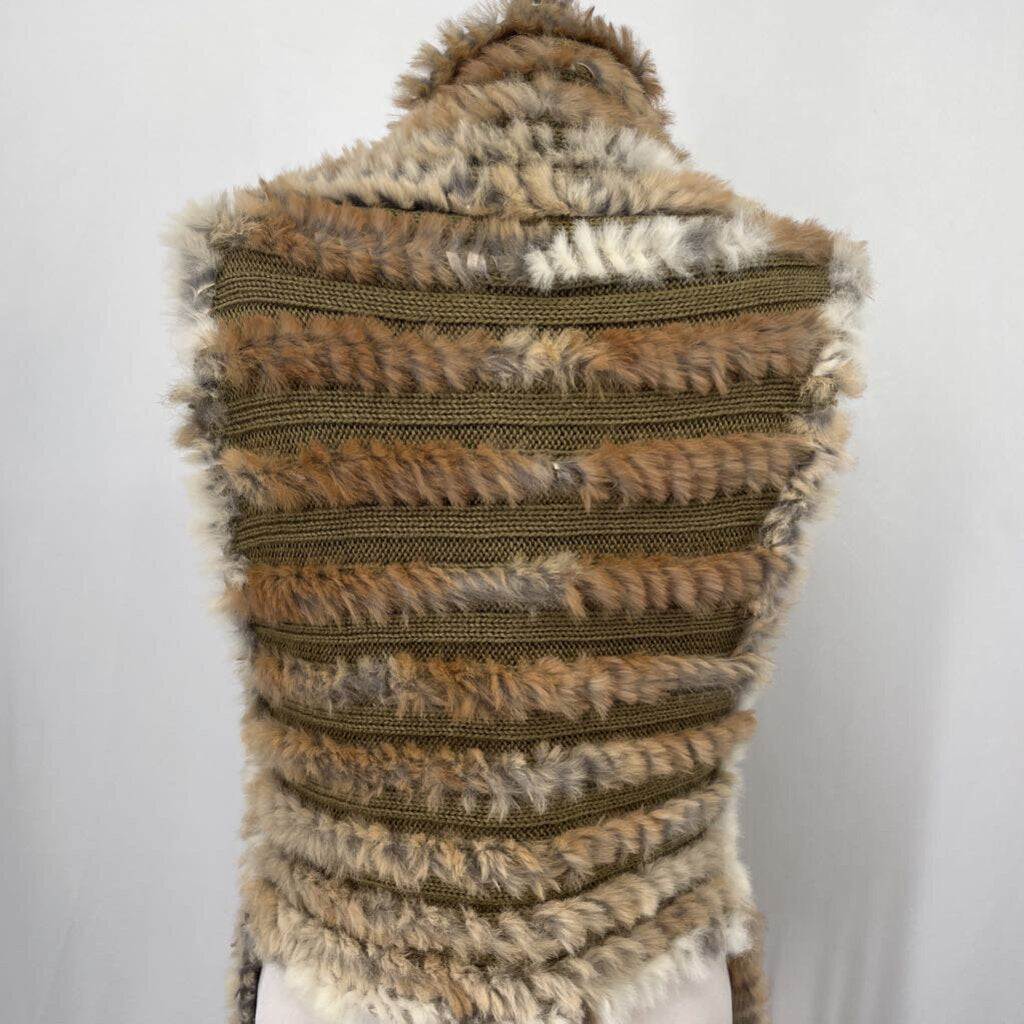 Beile Fare Rabbit Vest