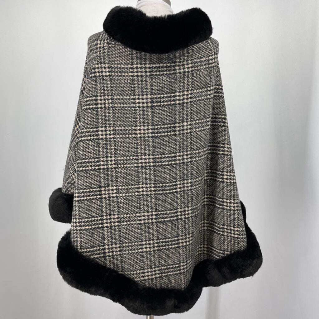 Fashion Apparel & Access. Shawl