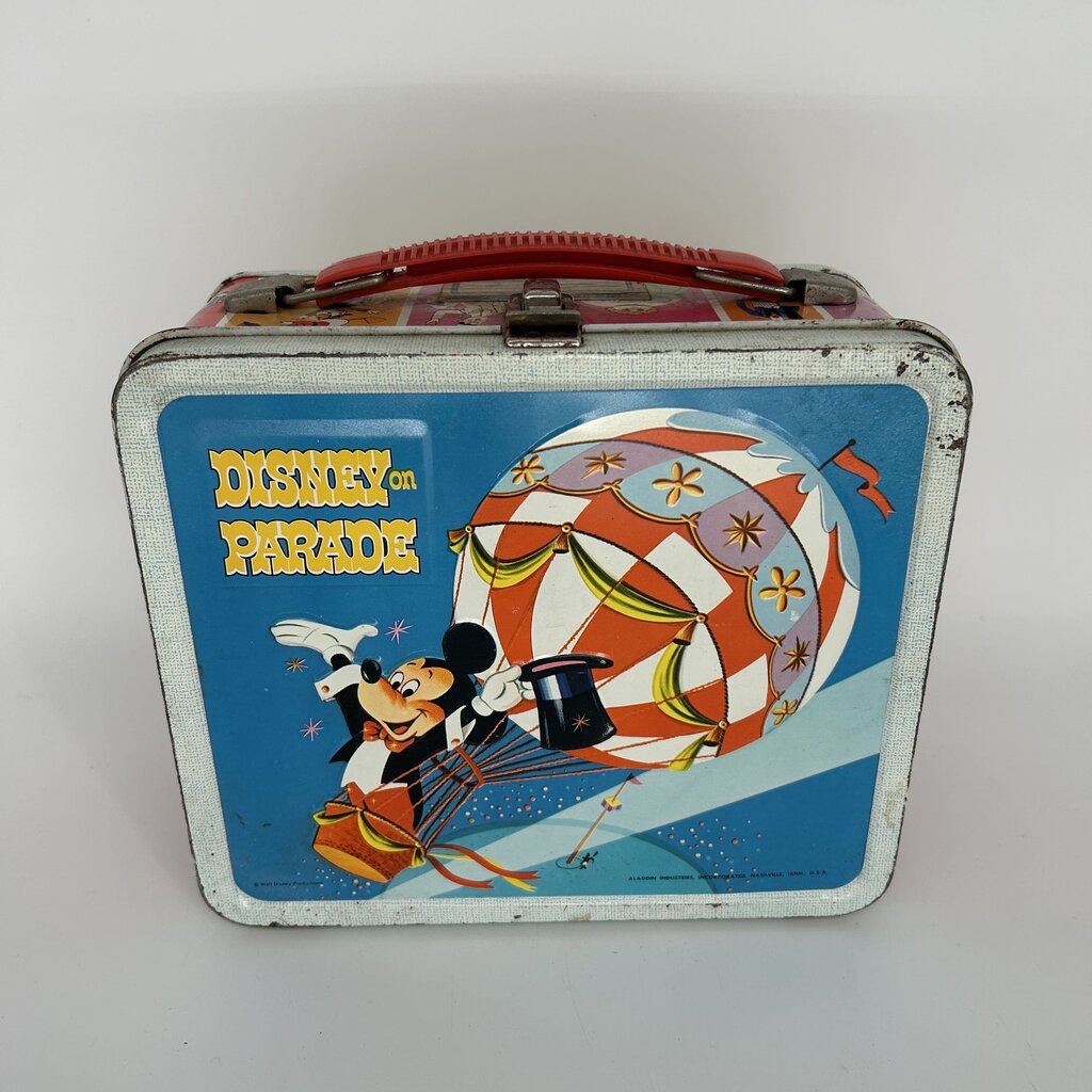 VTG Disney on Parade Lunchbox