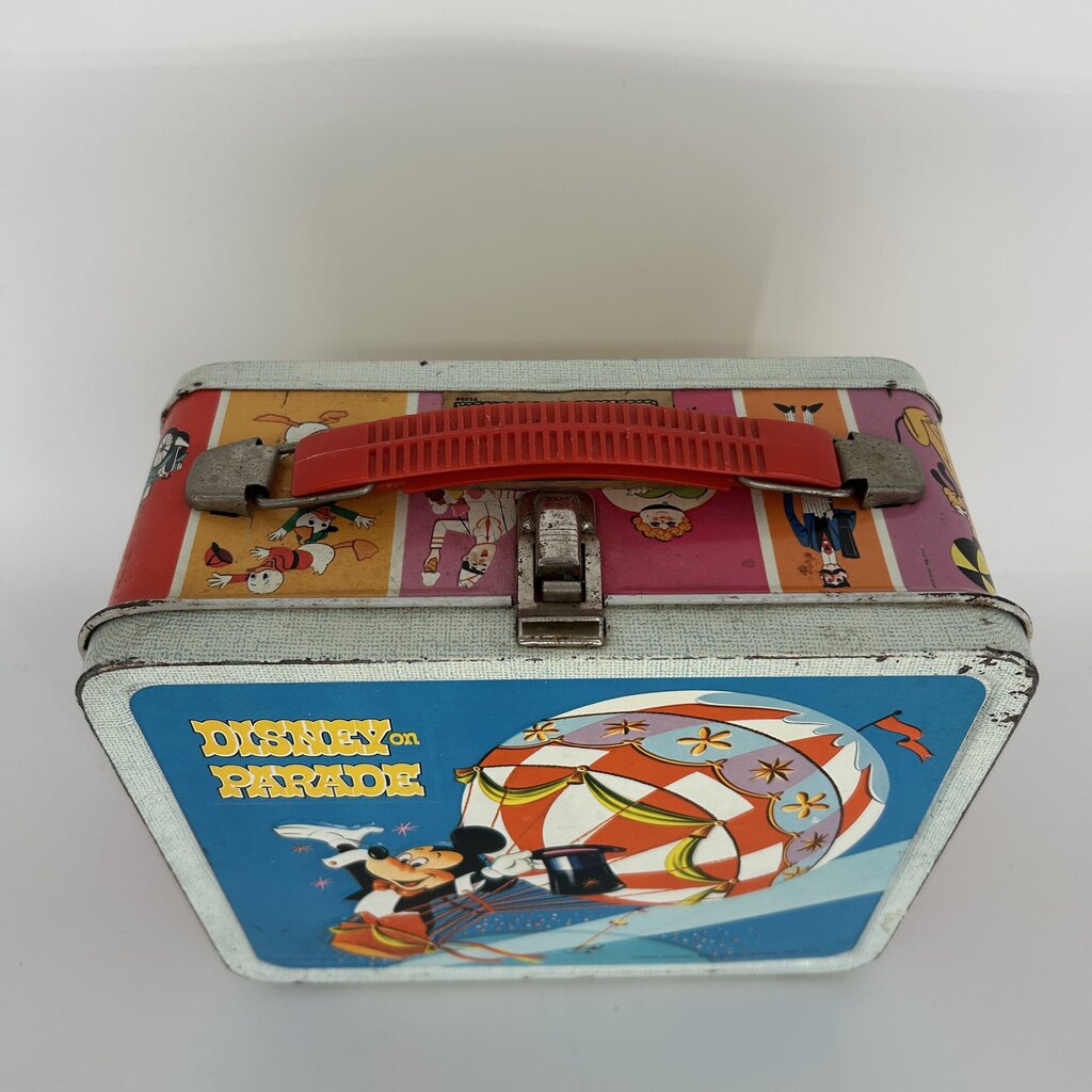 VTG Disney on Parade Lunchbox