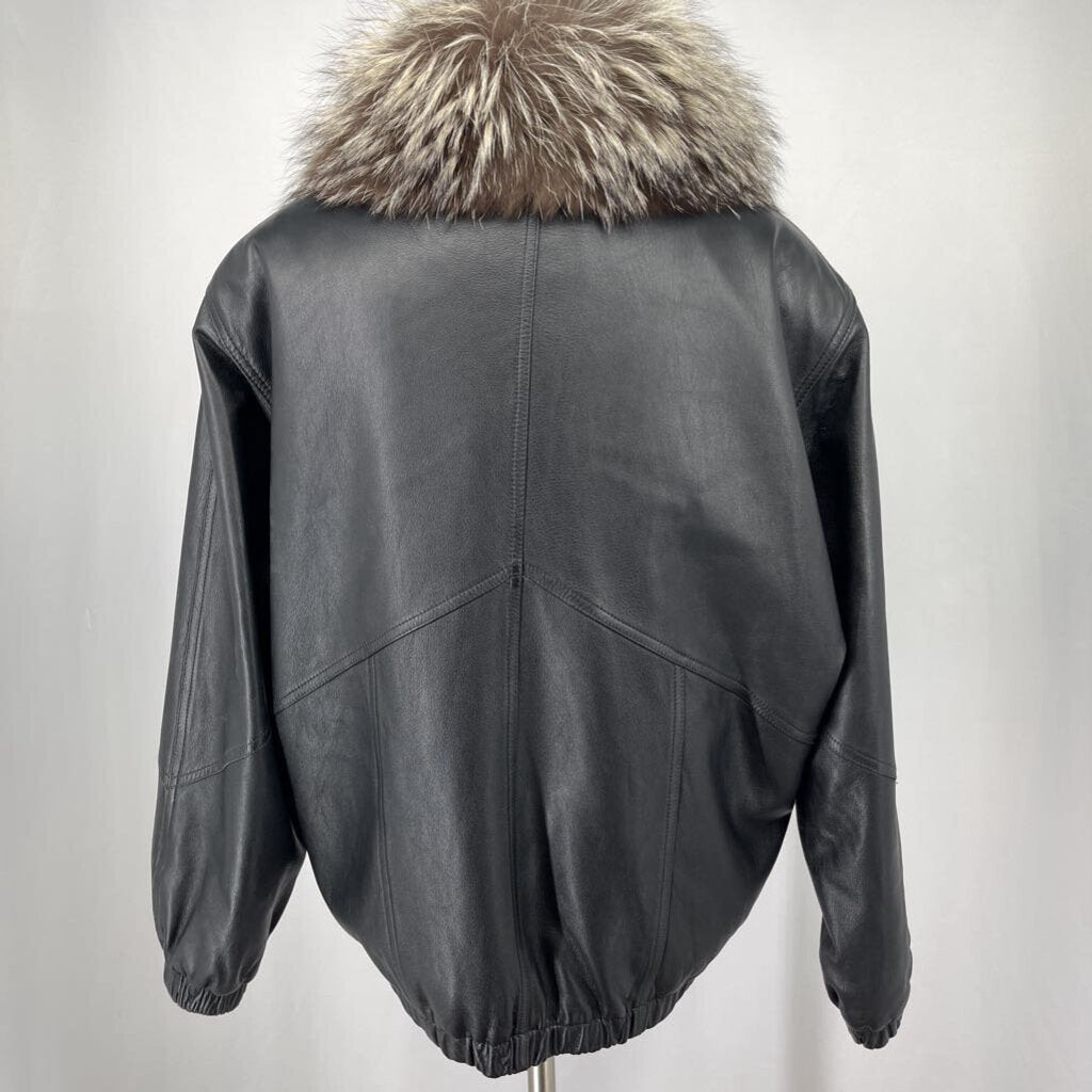 Day Furs Vintage Coat with Fur Collar